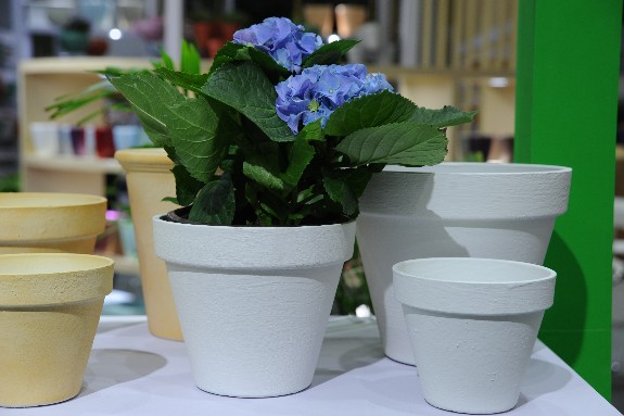 Plastic Pot Planters Manufacturers, Garden Pots Suppliers in china-Kailai